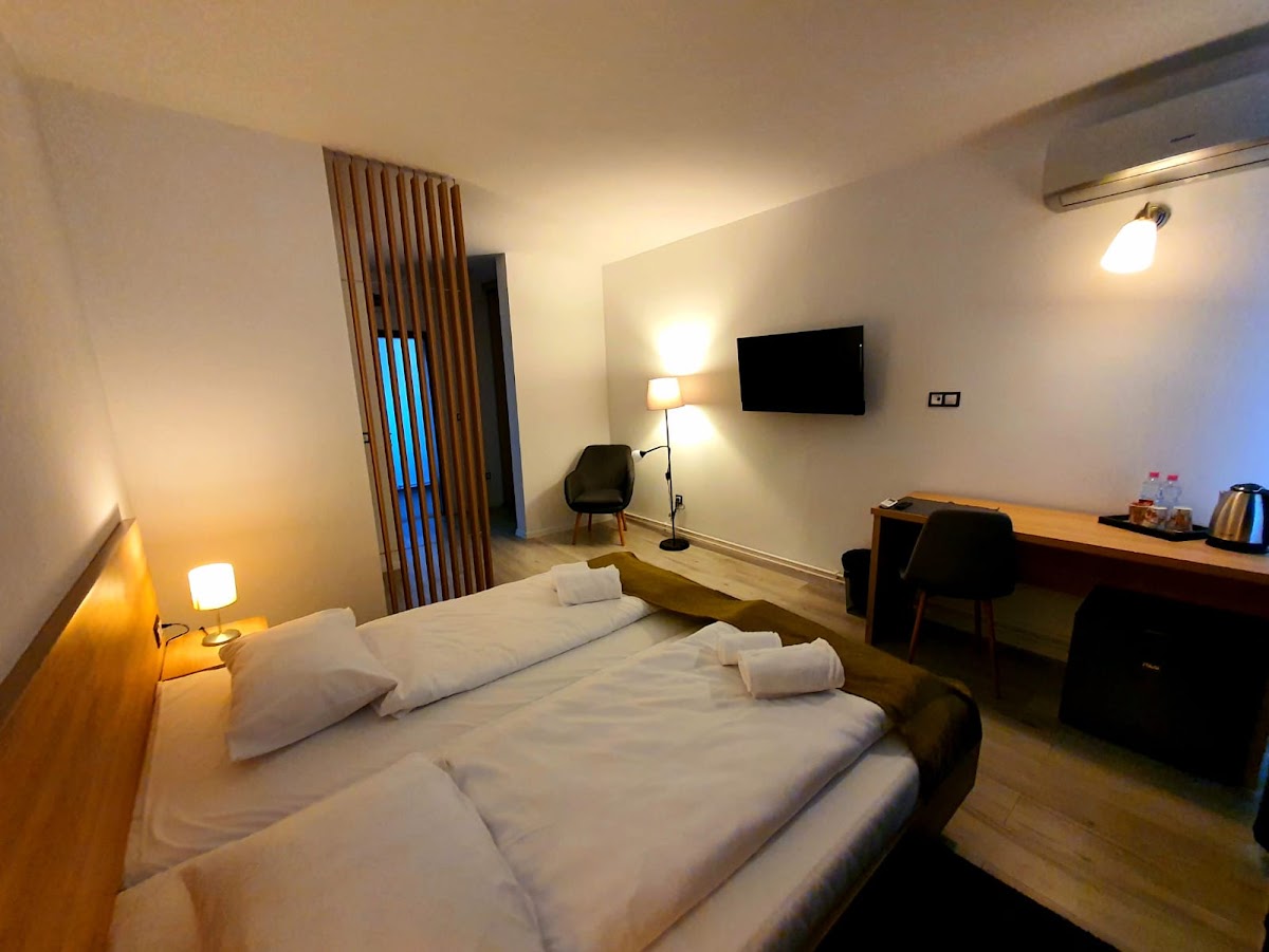 HNL Aparthotel Sibiu w FreeParking - By FLH
