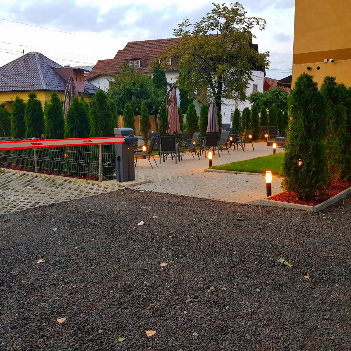 HNL Aparthotel Sibiu w FreeParking - By FLH
