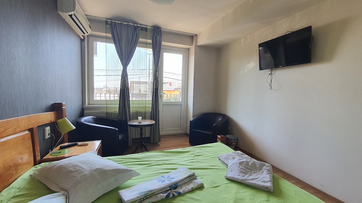 Hostel Afitos