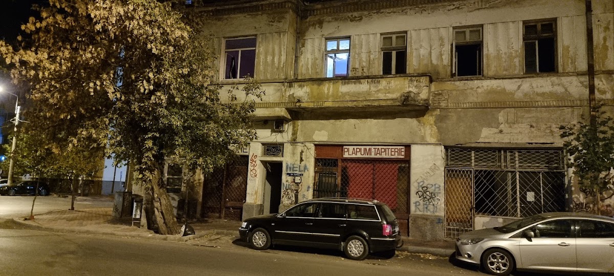 Hostel, Fake, Hotel, Cheater, AirBNB