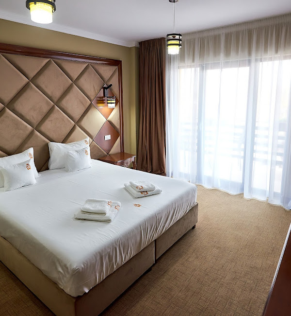 Hotel Adriano