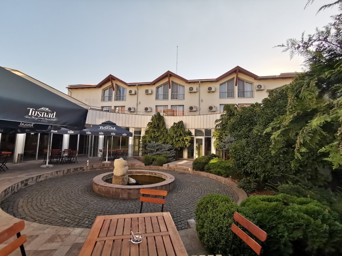 Hotel Atrium - foto 1