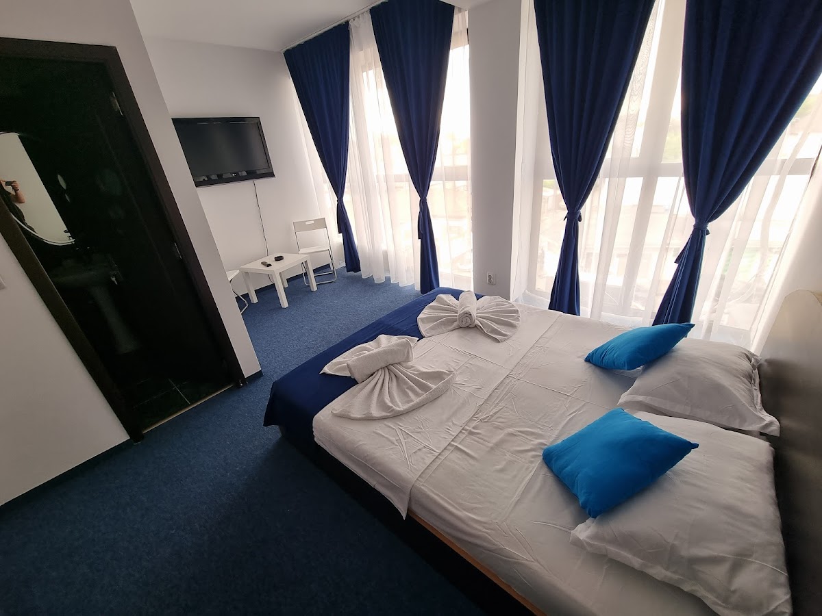 Hotel Blue