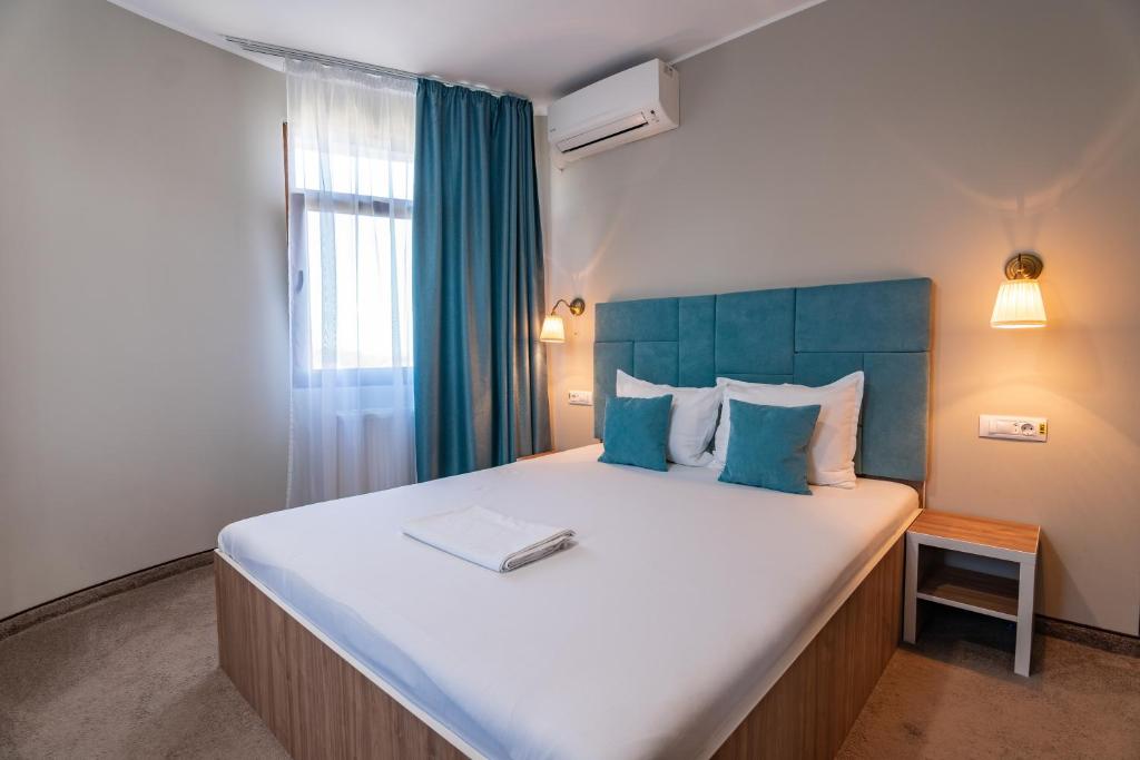 Hotel Bordeaux - foto 3