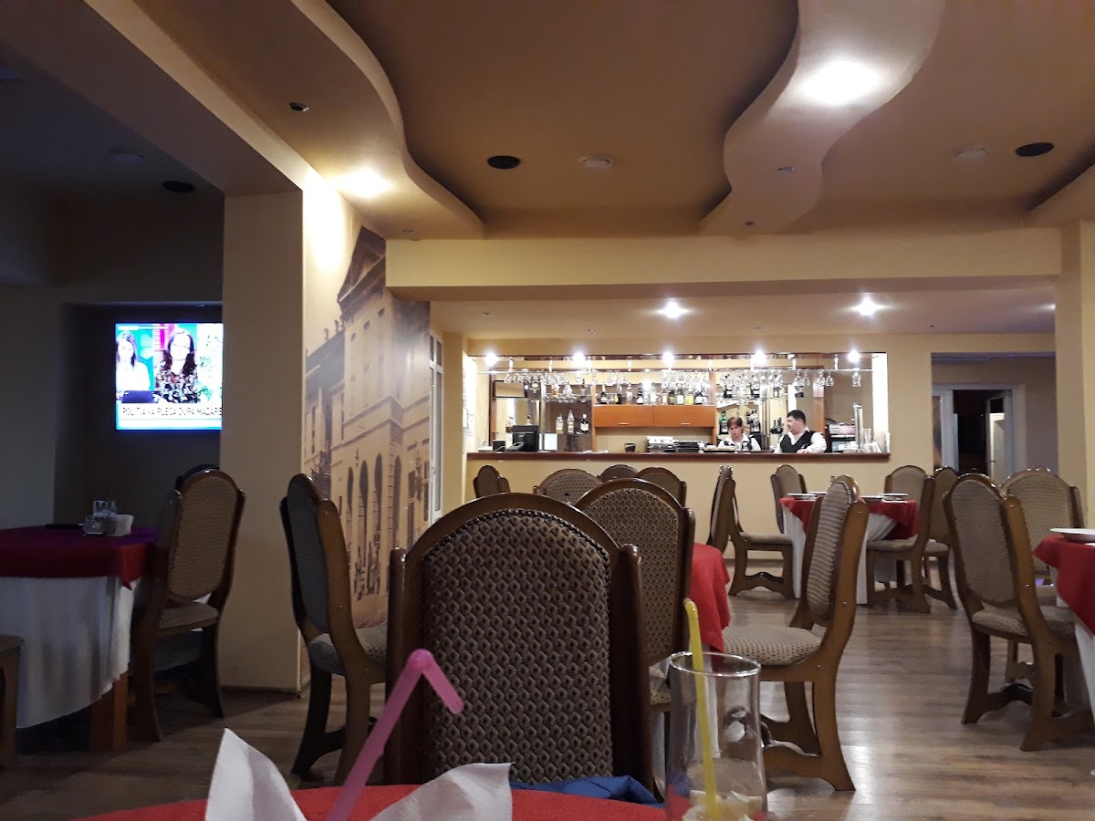 Hotel Caraş - foto 5