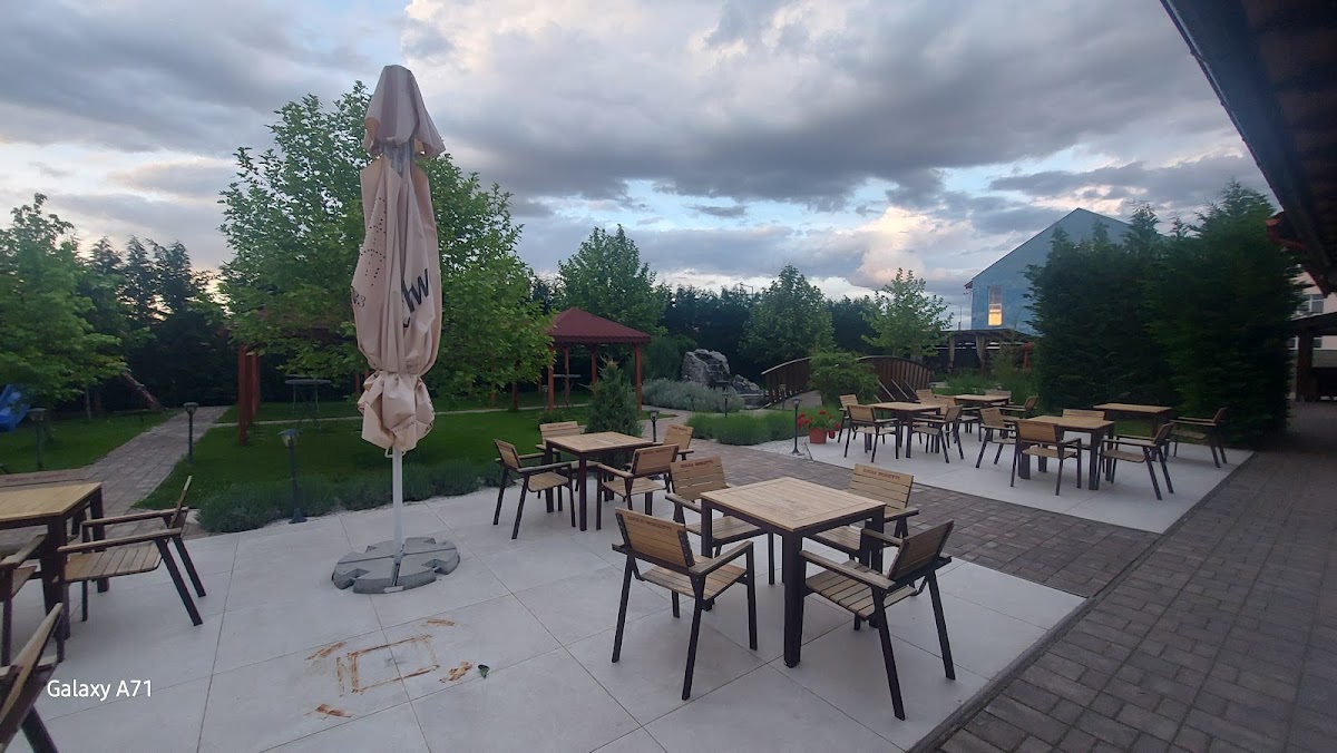 Hotel Central - foto 1