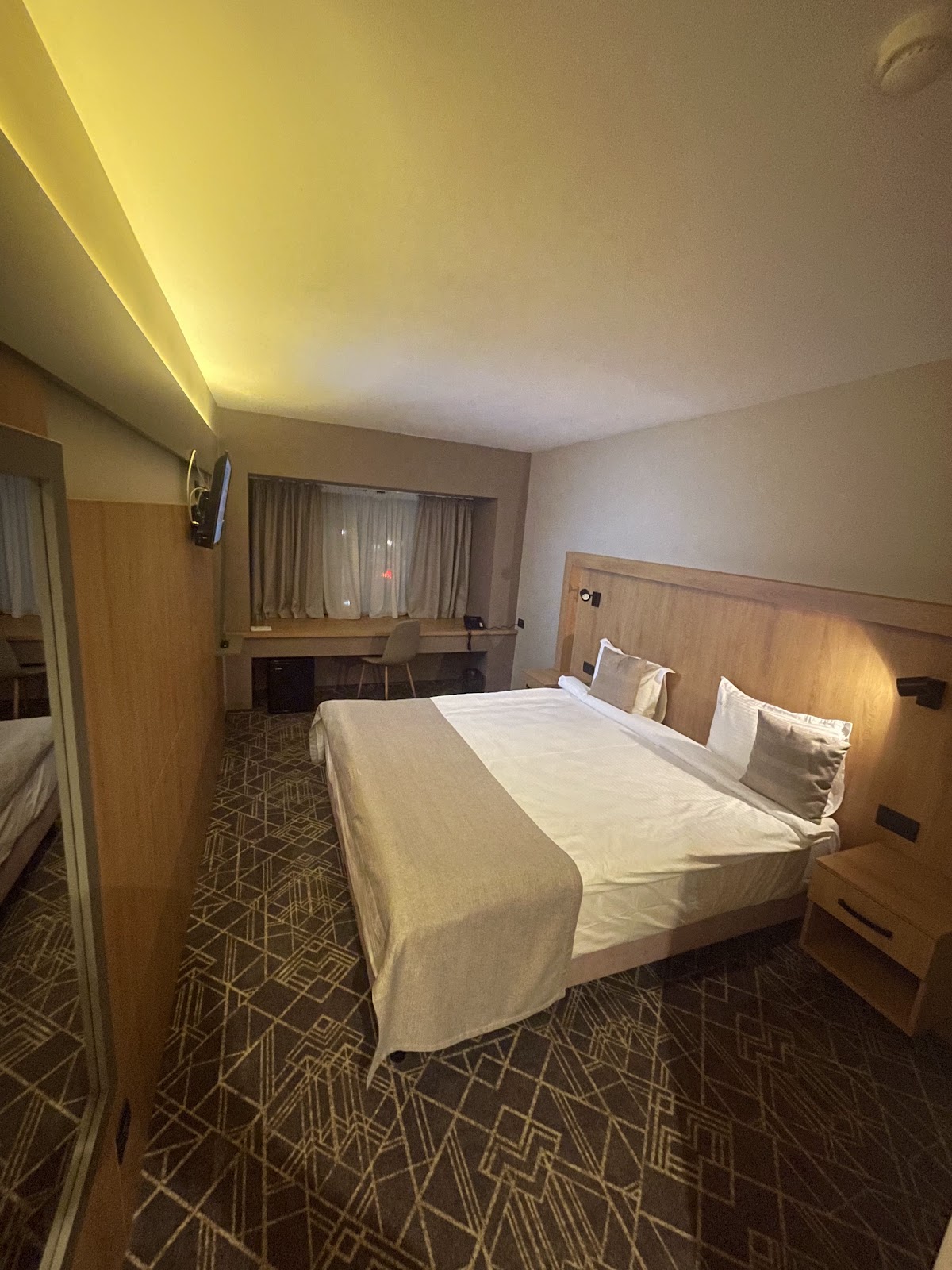 Hotel Central Pașcani - foto 3