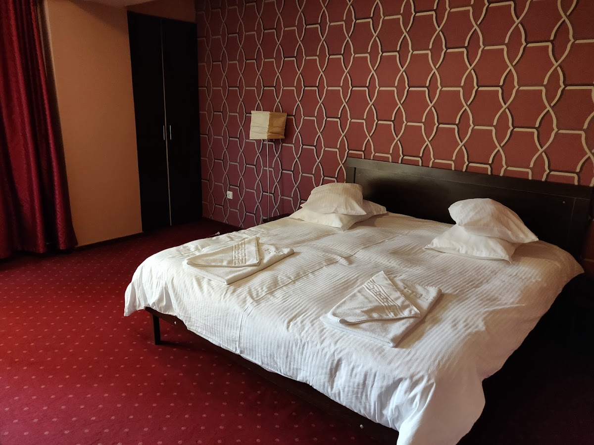 Hotel City