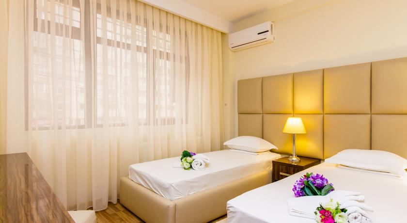 Hotel Corvaris - foto 2