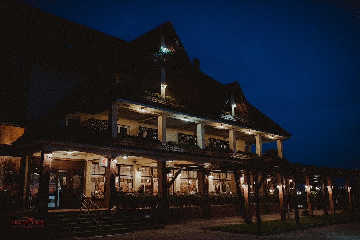 Hotel Criș - foto 1