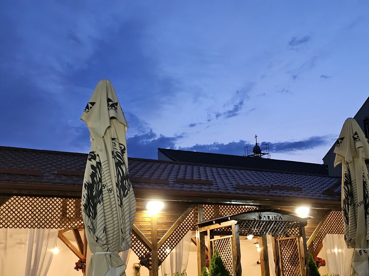 Hotel Darina Târnăveni - foto 1