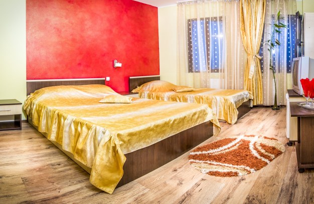 Hotel Eos