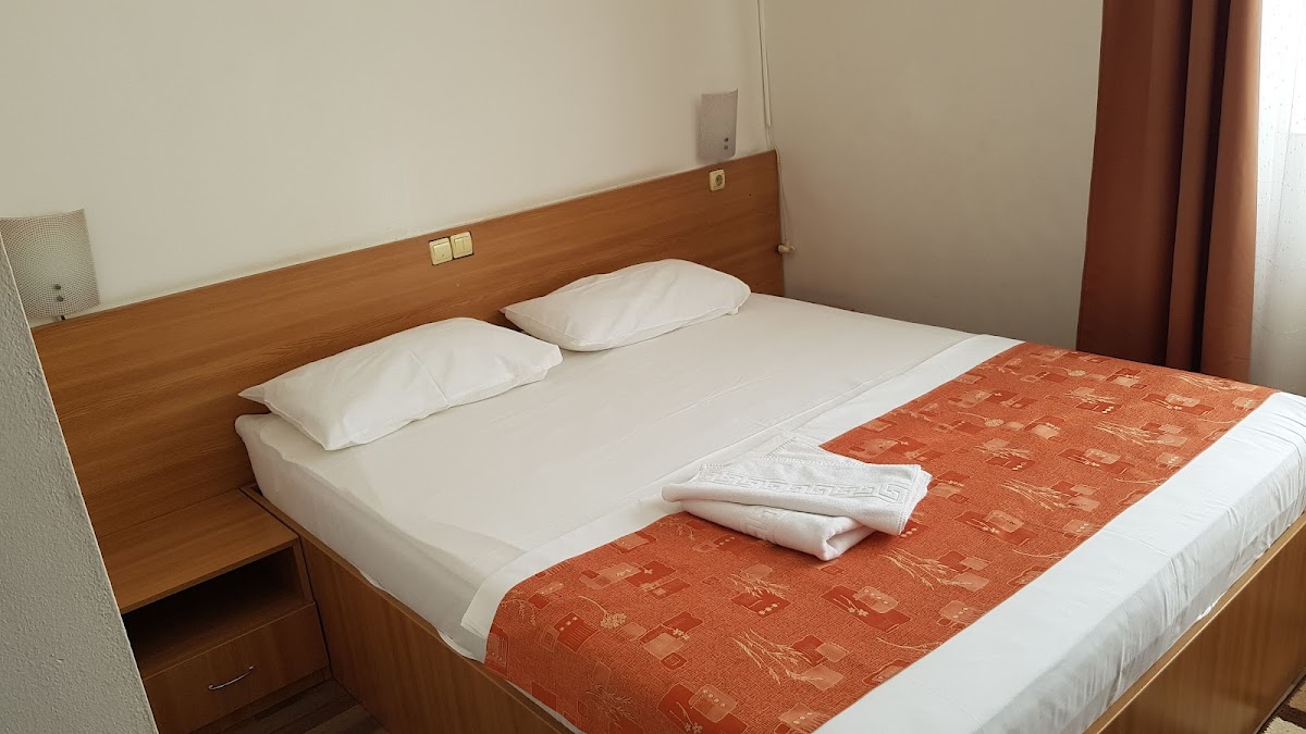 Hotel Est