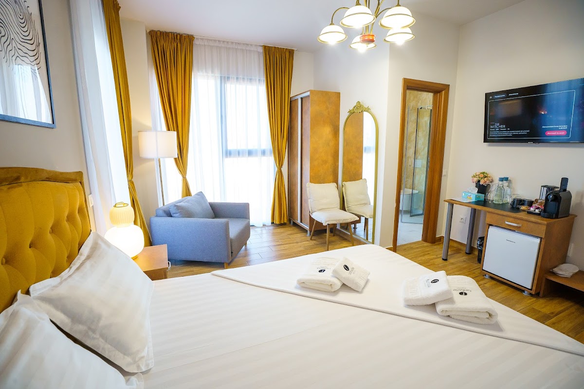 Hotel Fantazia Oradea - Self Check In & Out