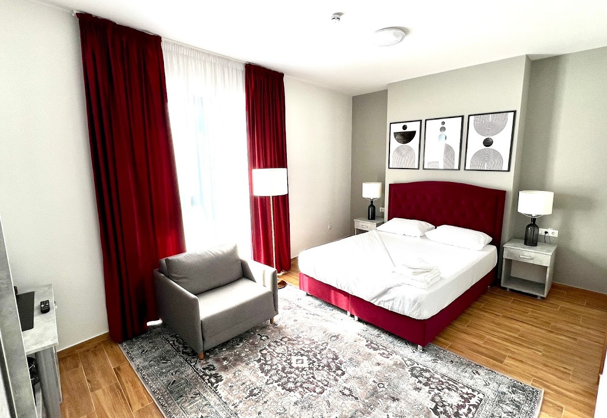 Hotel Fantazia Oradea - Self Check In & Out