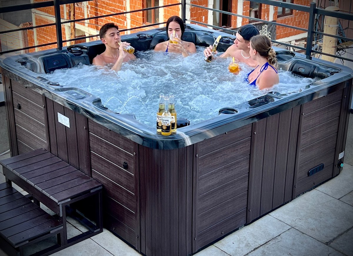 Hotel Fantazia Oradea - Self Check In & Out