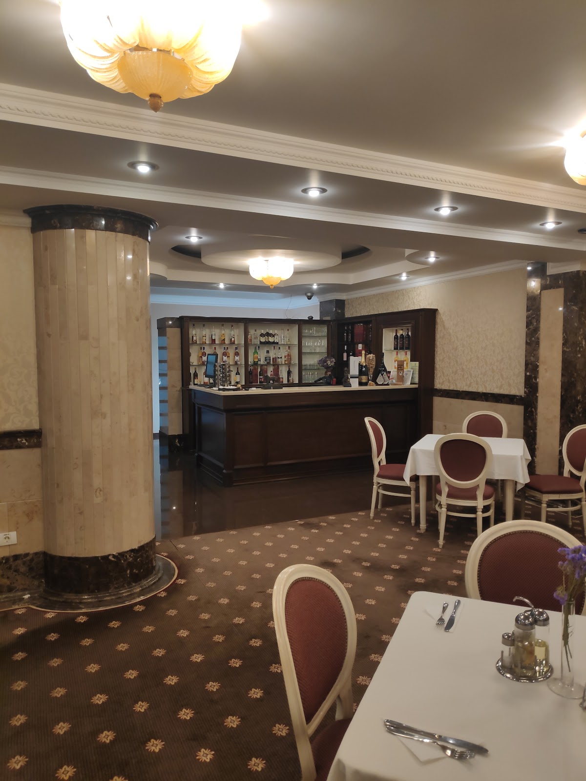 HOTEL HERMES