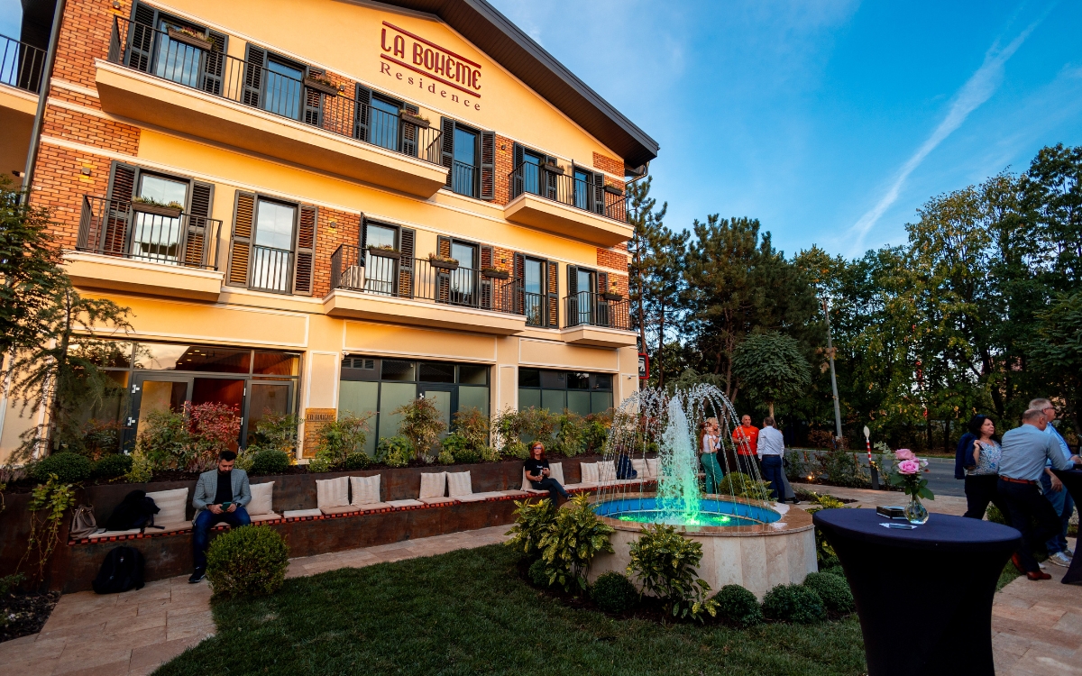 Hotel La Bohème Corbeanca, Tamaşi