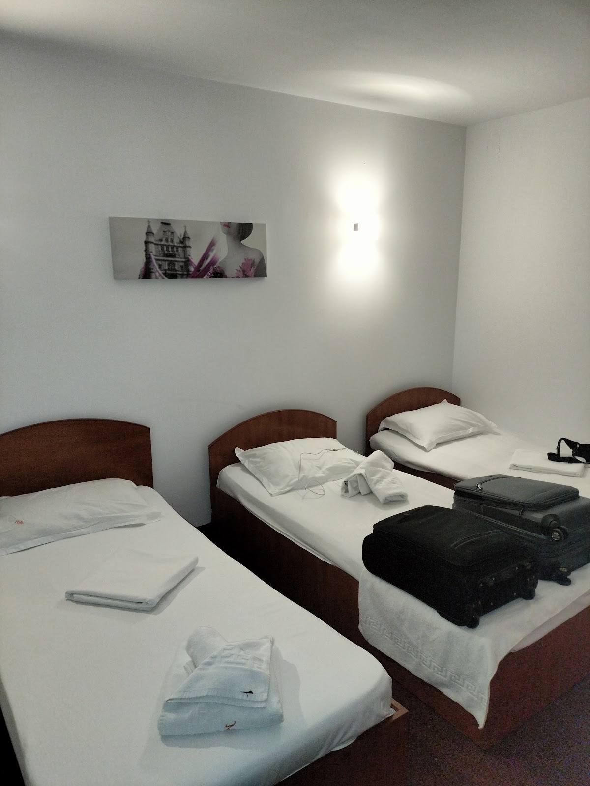 Hotel Măgurele - foto 2