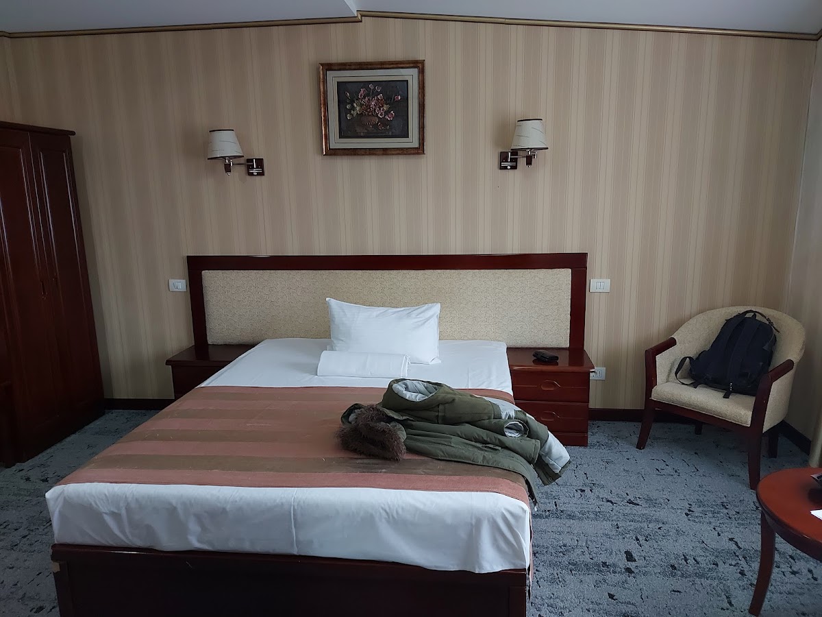 Hotel Mondial