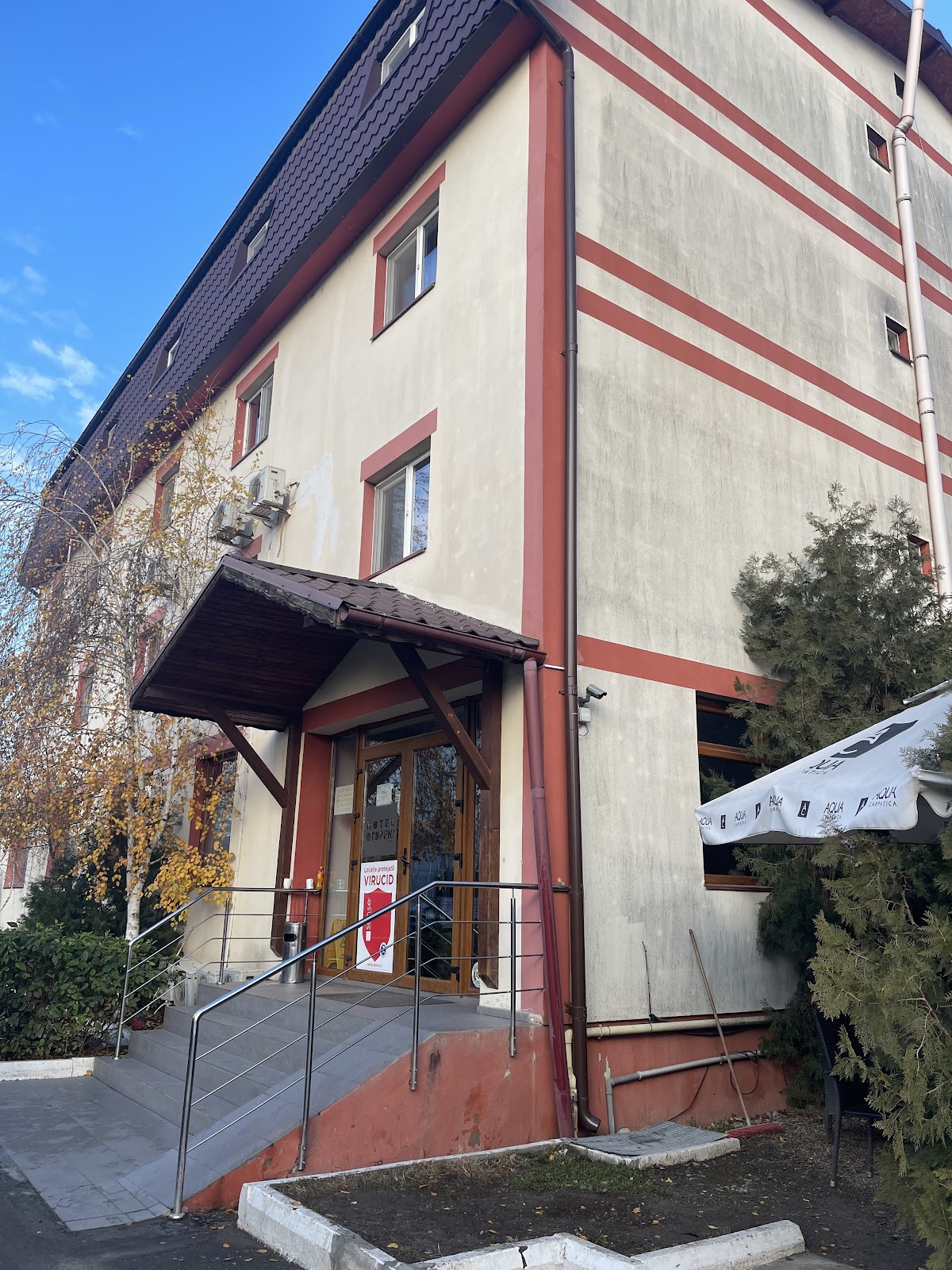 Hotel Otopeni - foto 1