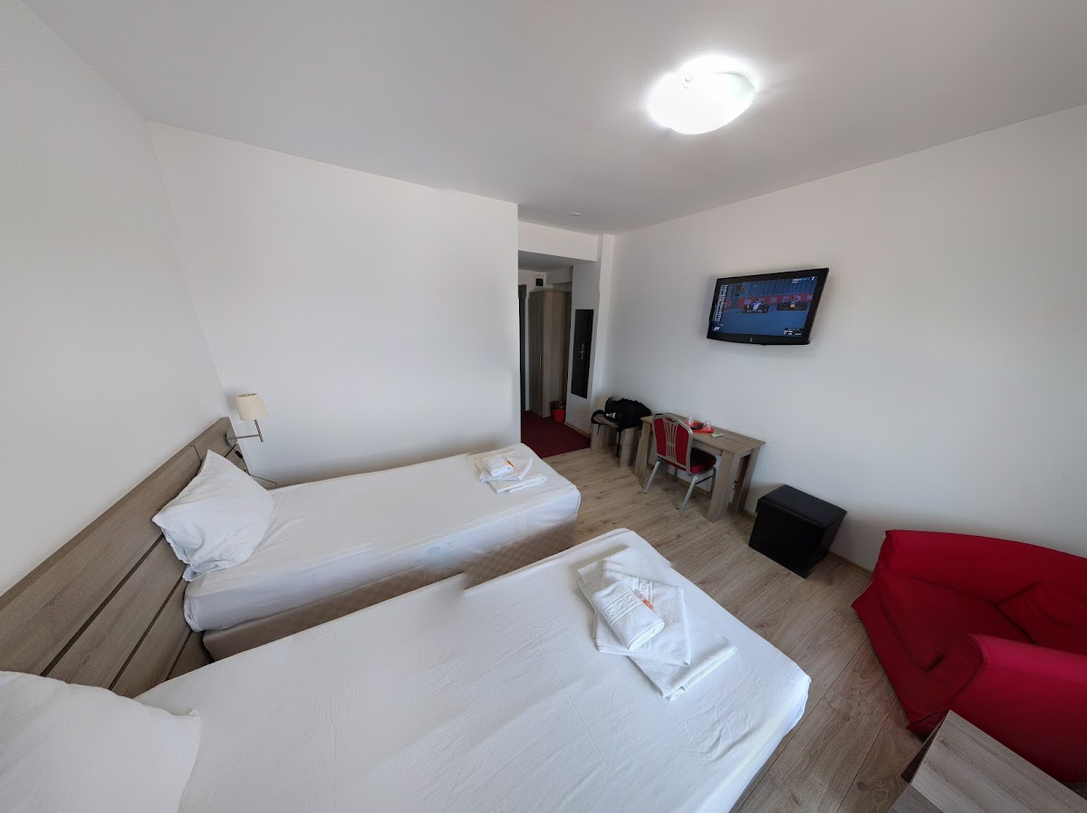 Hotel Otopeni - foto 2