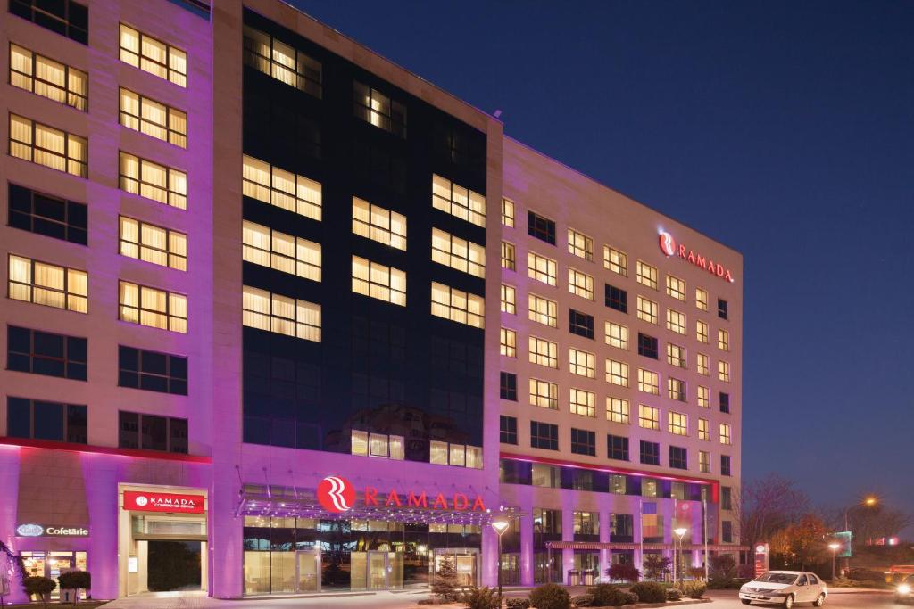 Hotel Ramada Pitești - foto 1