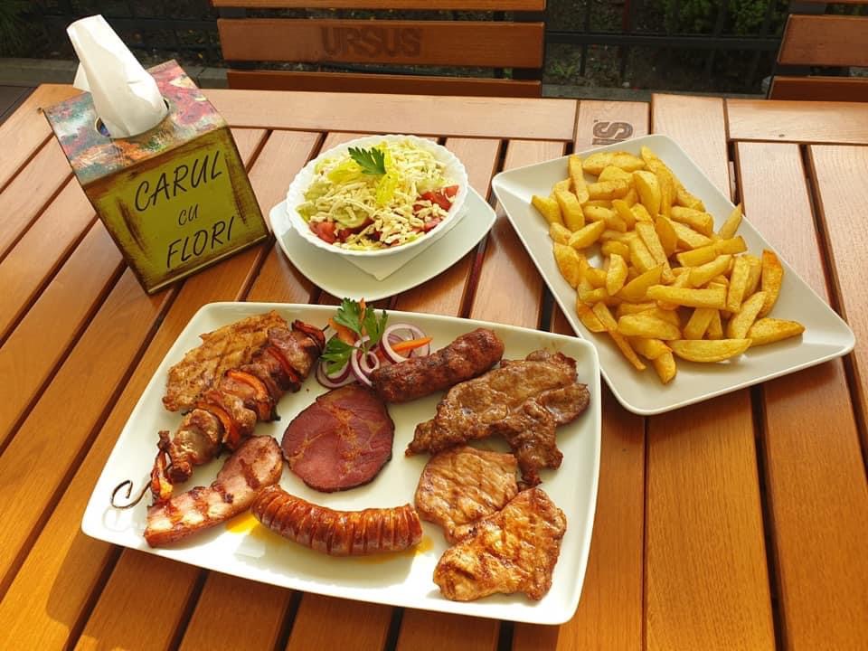 Carul cu Flori Étterem Szálloda - foto 2