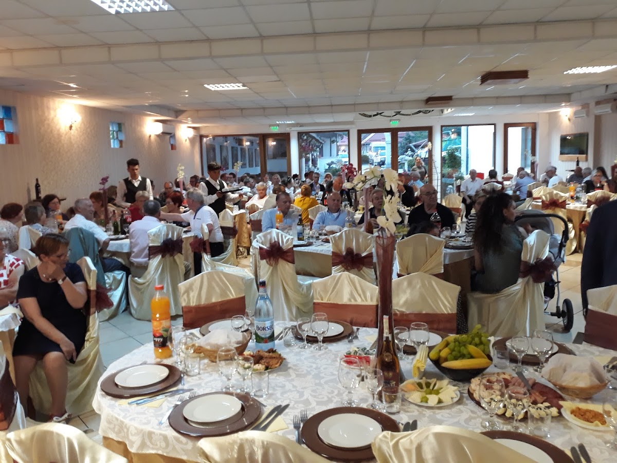 Etrusco Hotel Étterem Klub - foto 3