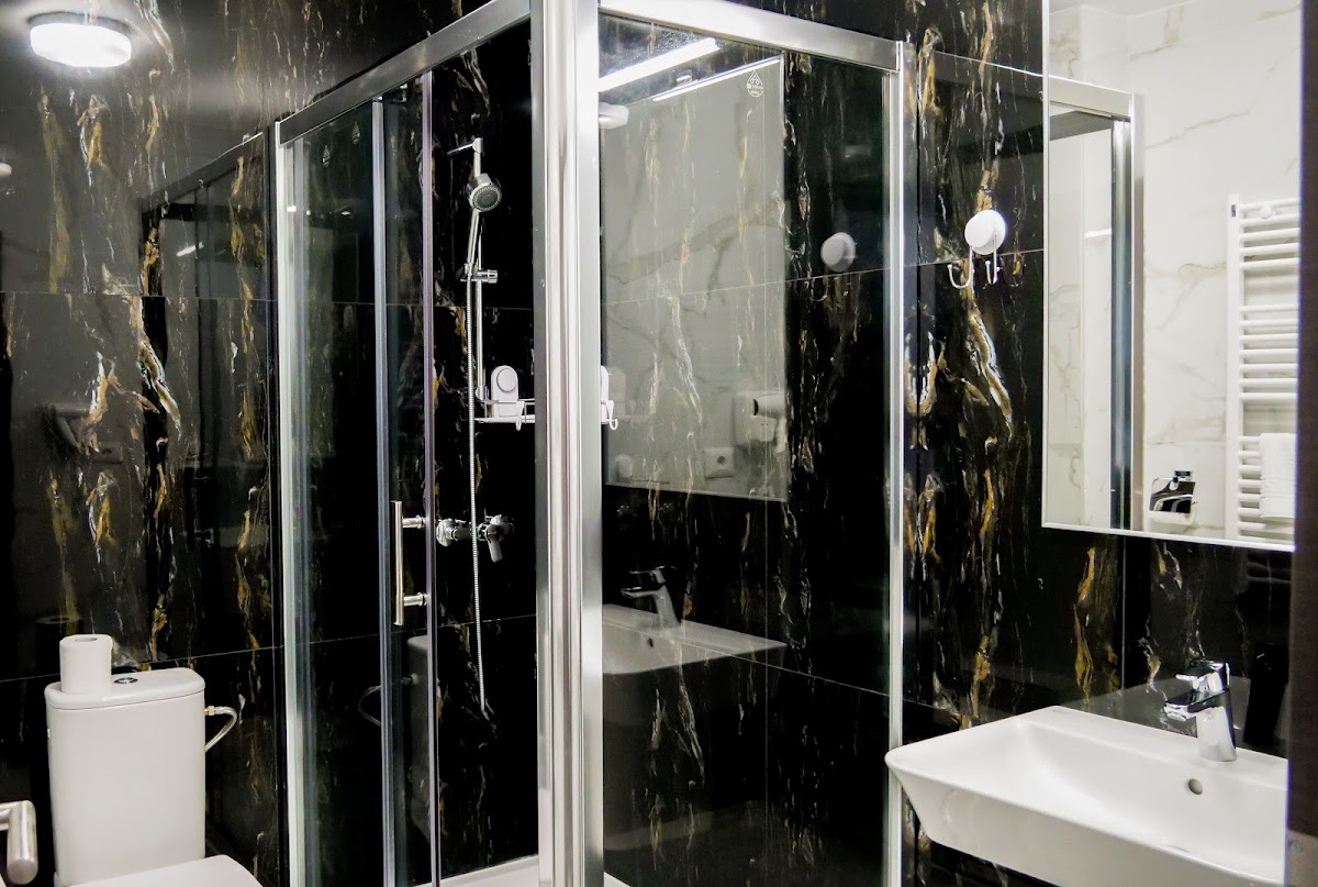 Hotel&Restaurant Infinit - foto 3