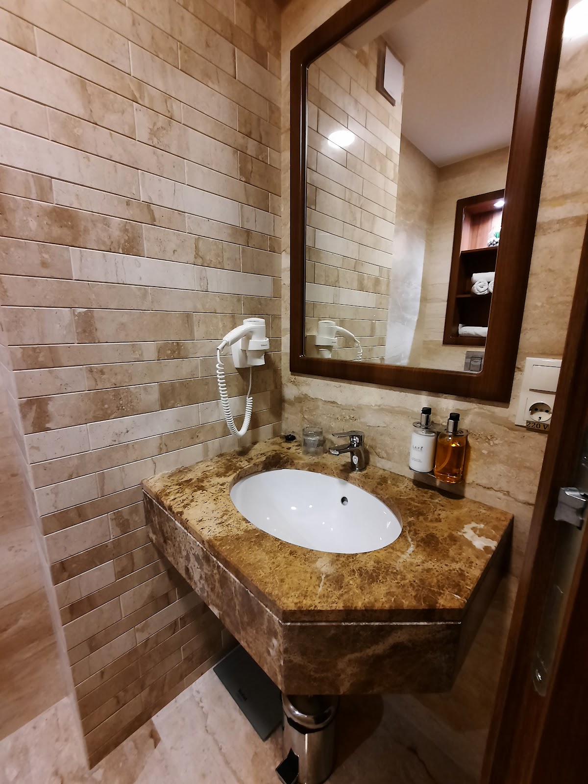 Hotel River**** - foto 4