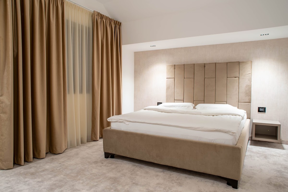 Hotel Roman - foto 2