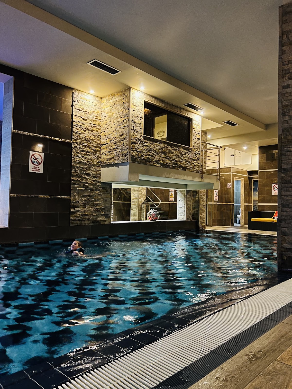 Hotel Romanița - foto 3