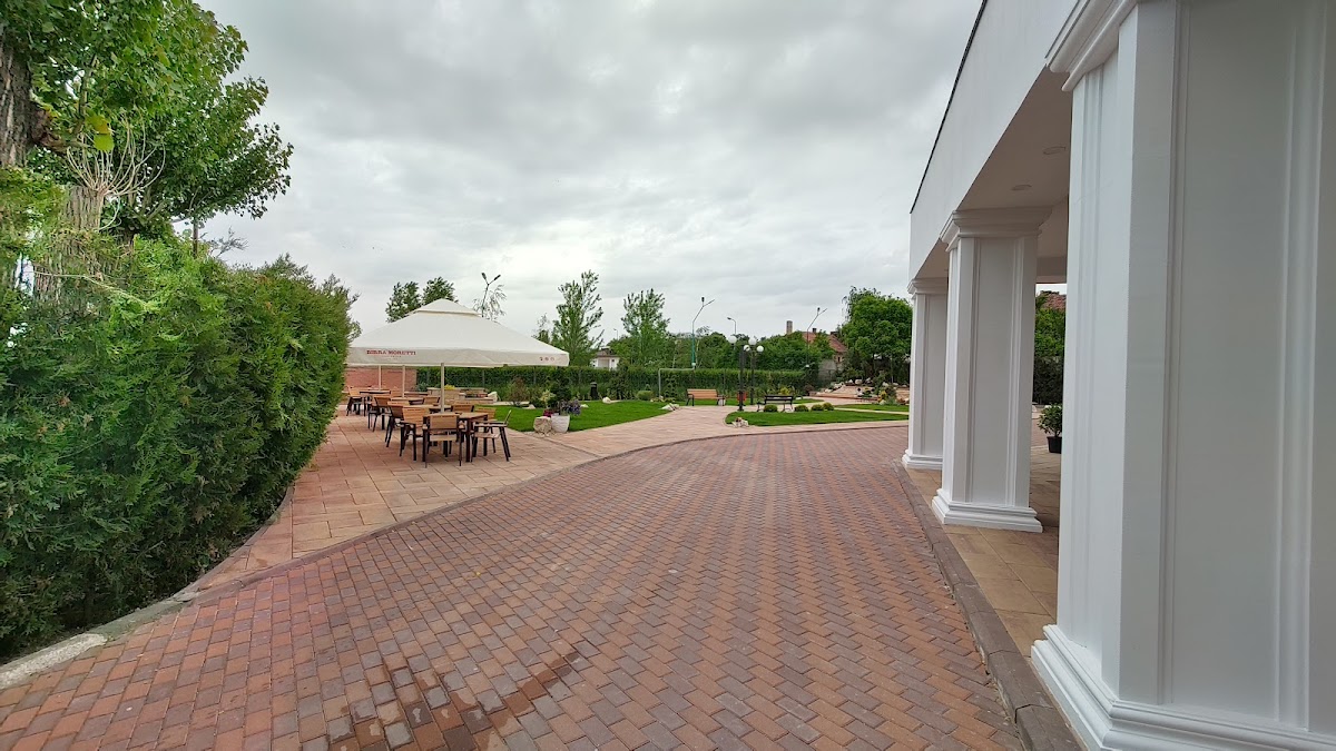 Hotel Royal - foto 1