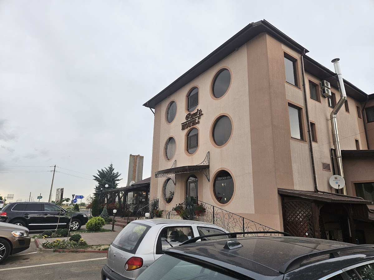 Hotel Royal 2 - foto 1