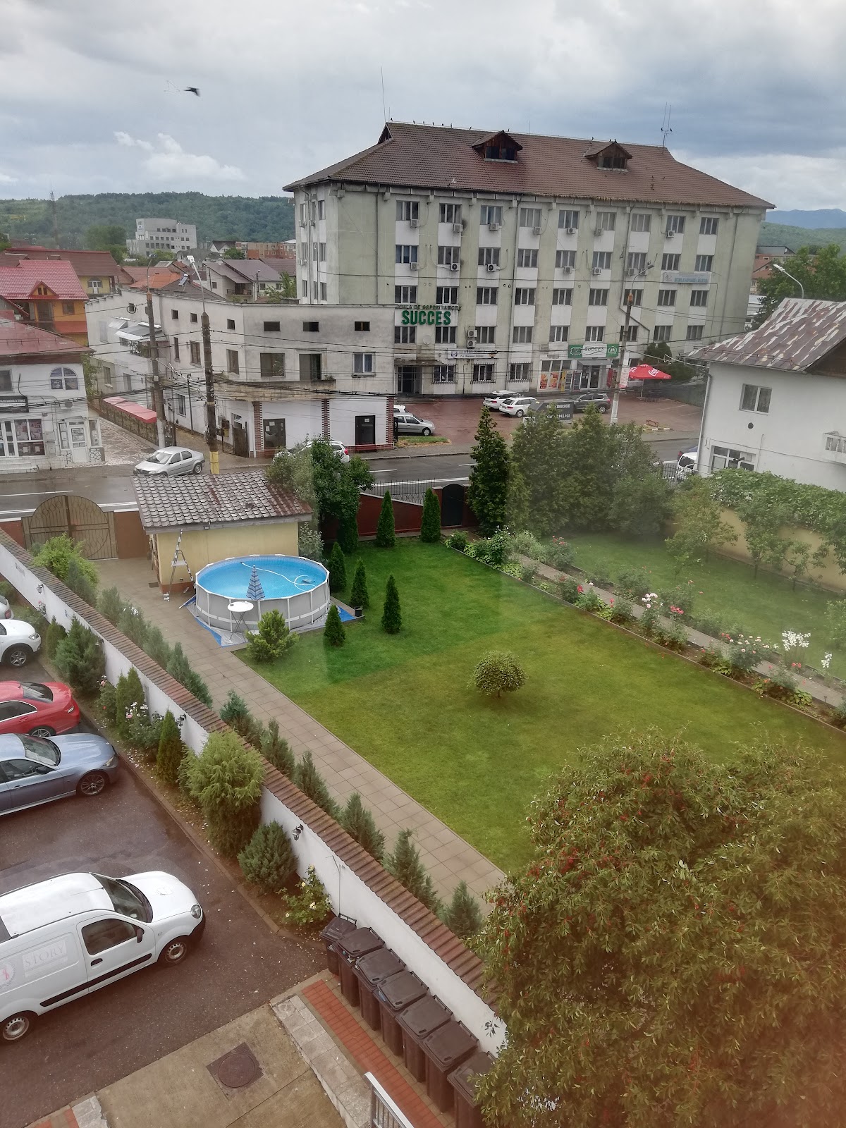 Hotel Story