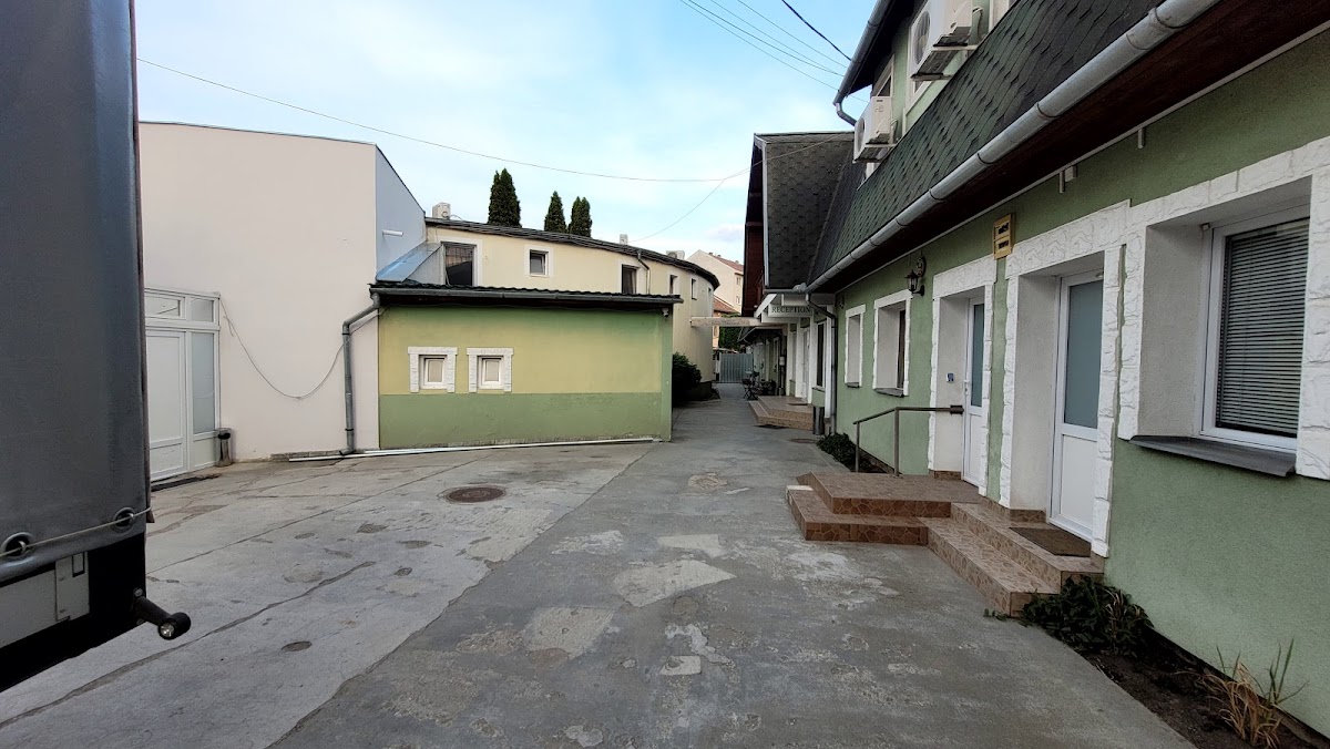 Hotel Sugás, Sfântu Gheorghe