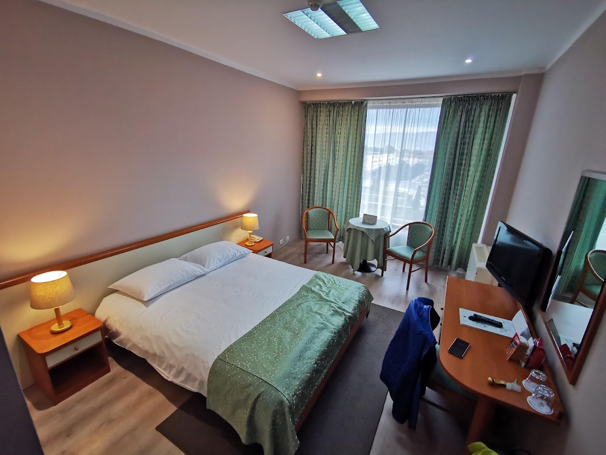 Hotel Trotuș Onești - foto 2