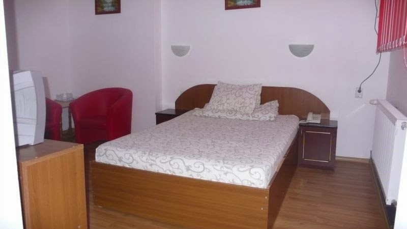 Hotel Uranus - foto 2