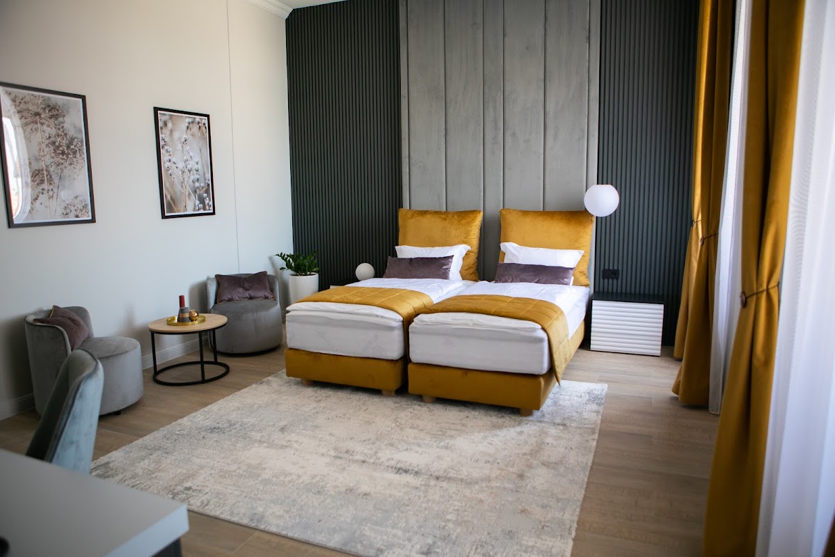 House of Charles - foto 2