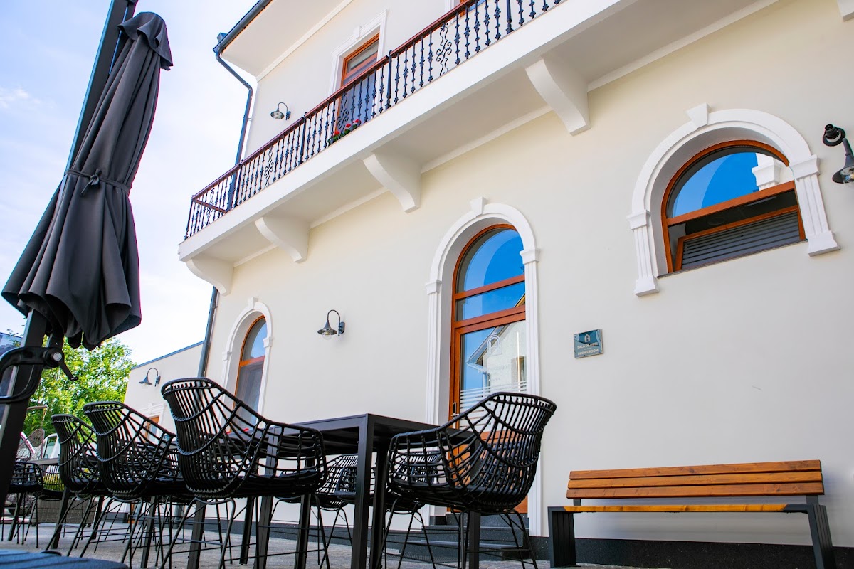 House of Charles - foto 5