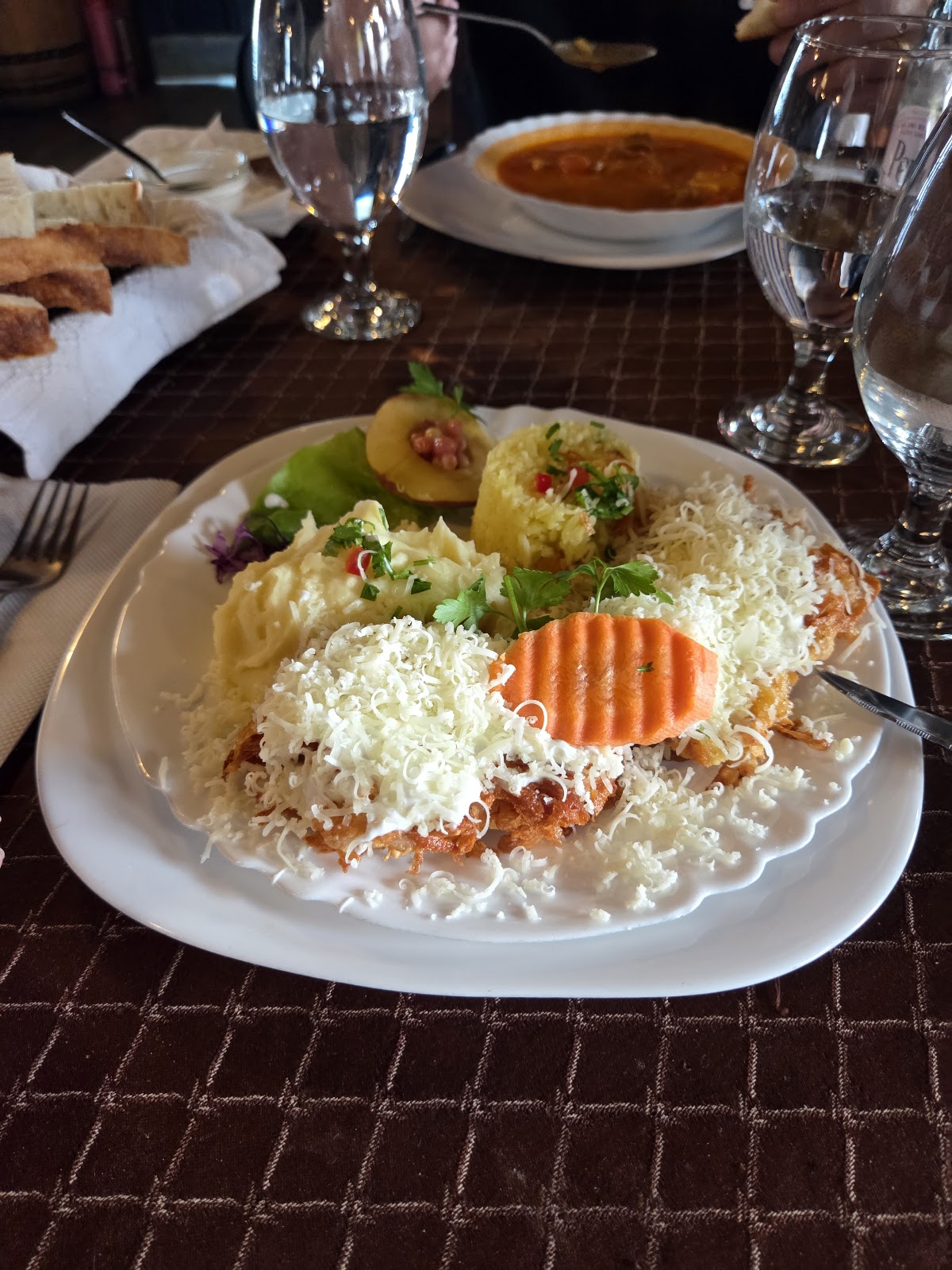 Hunyadi Csárda - foto 3