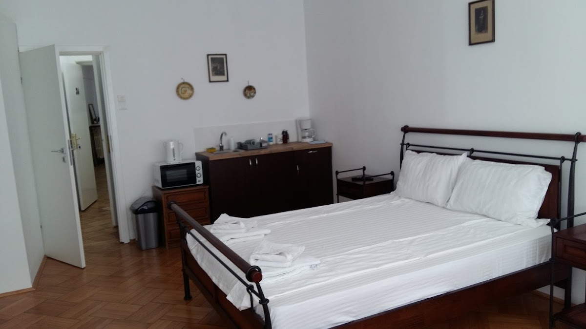 Iancu Apartments