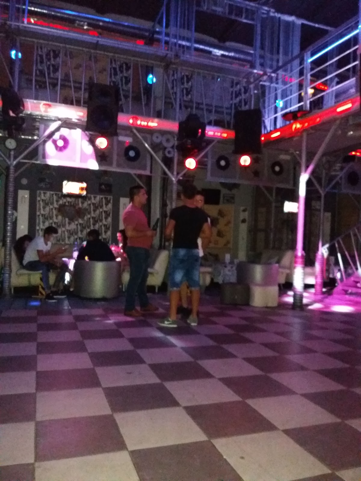 Industry Club - foto 3