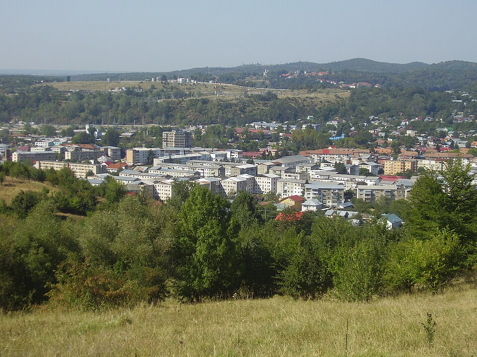 Izvoare naturale Moreni, Moreni