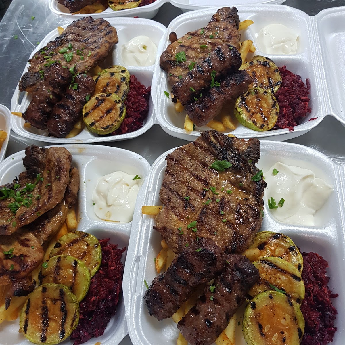 JORJ Grill N Chill - foto 4