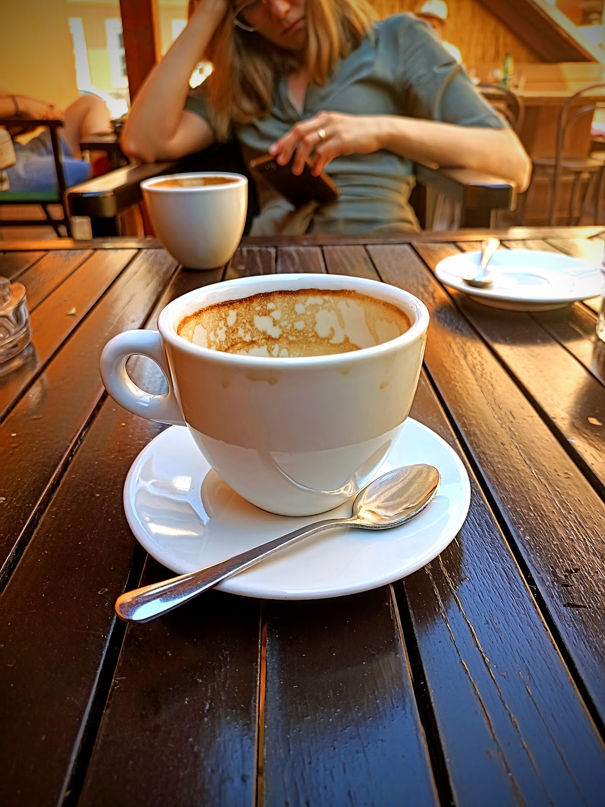 Kalapos Kávézó - foto 2