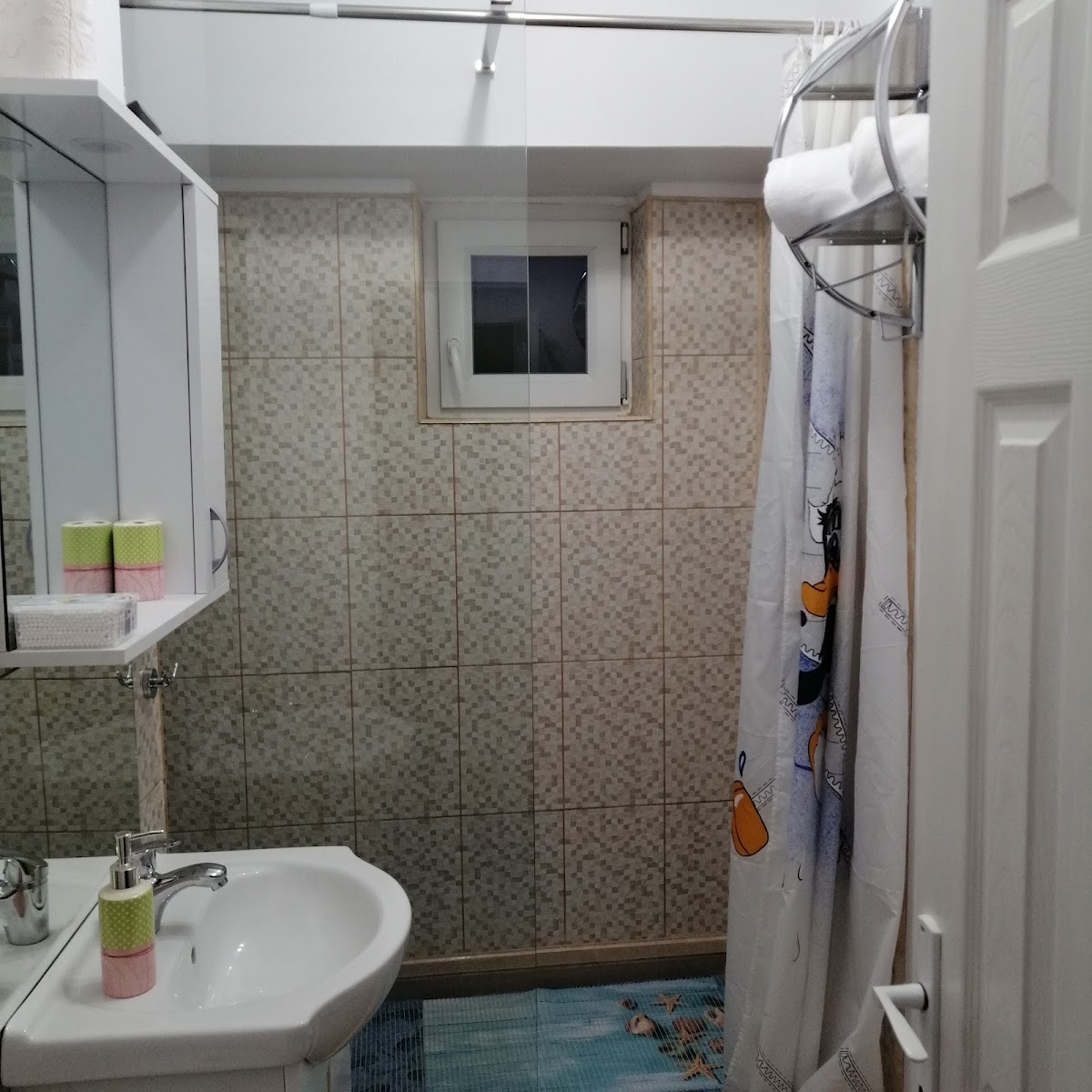 Karla / Greta Residence