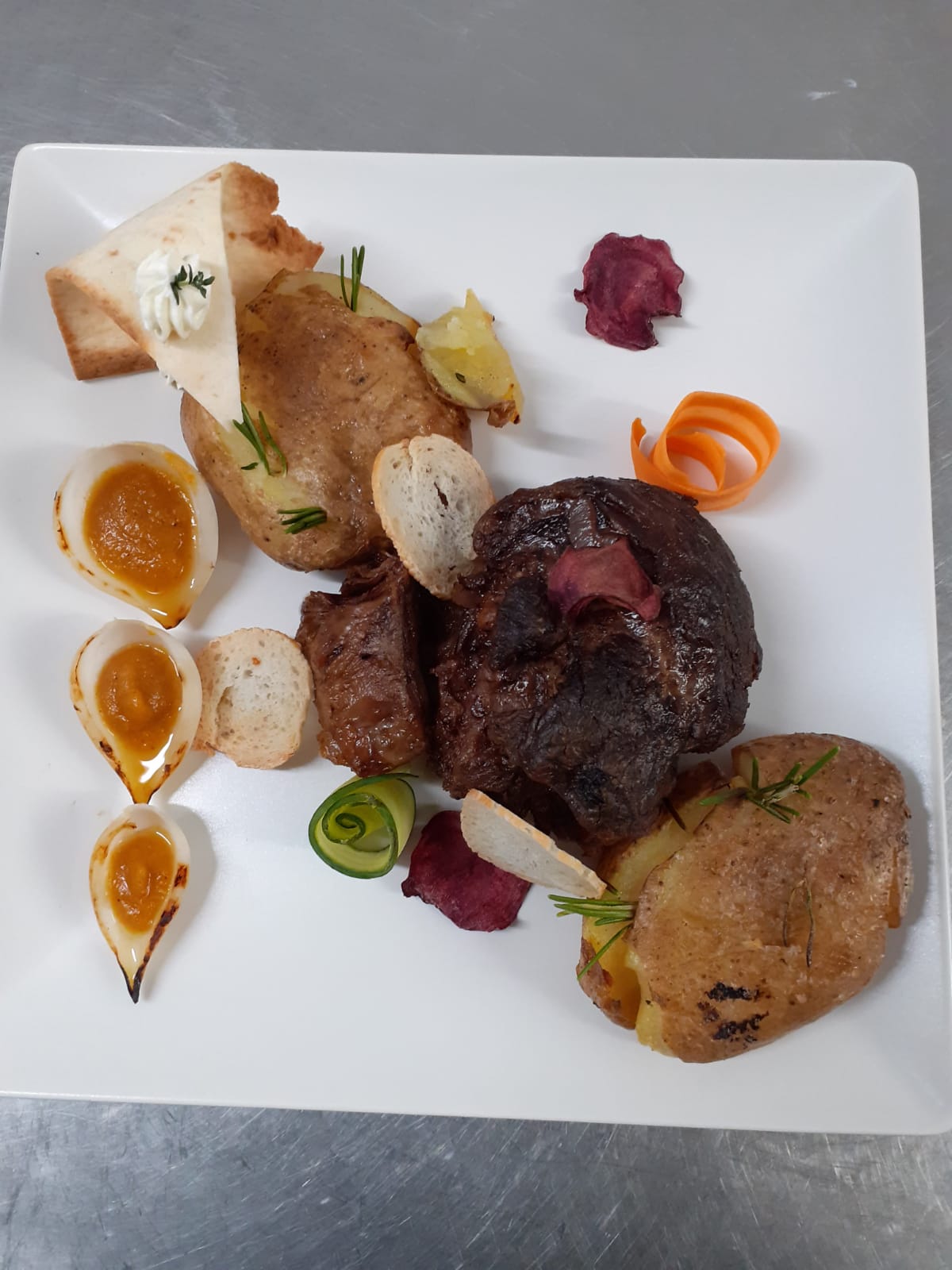 Karlhof Restaurant und Unterkunft - foto 2