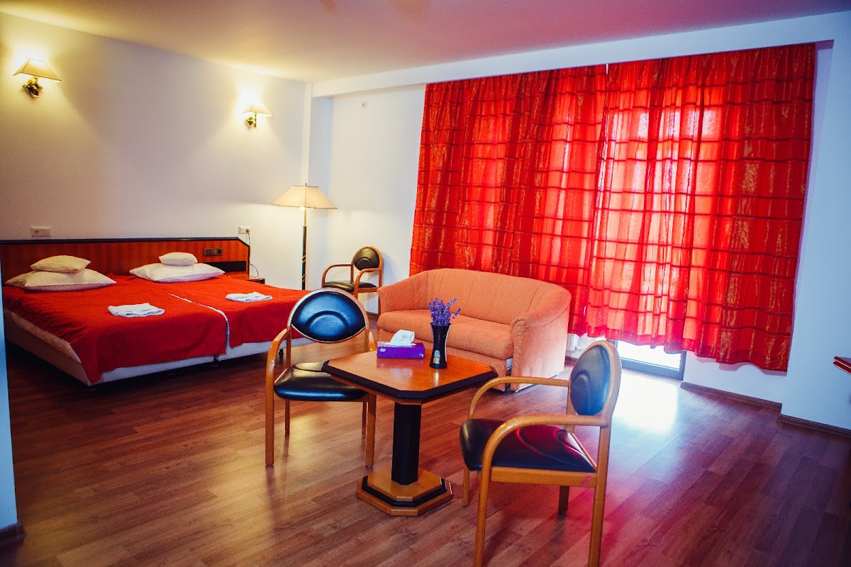 Kilometrul 55 - foto 2